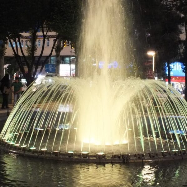 آبنمای میدان هفت حوض