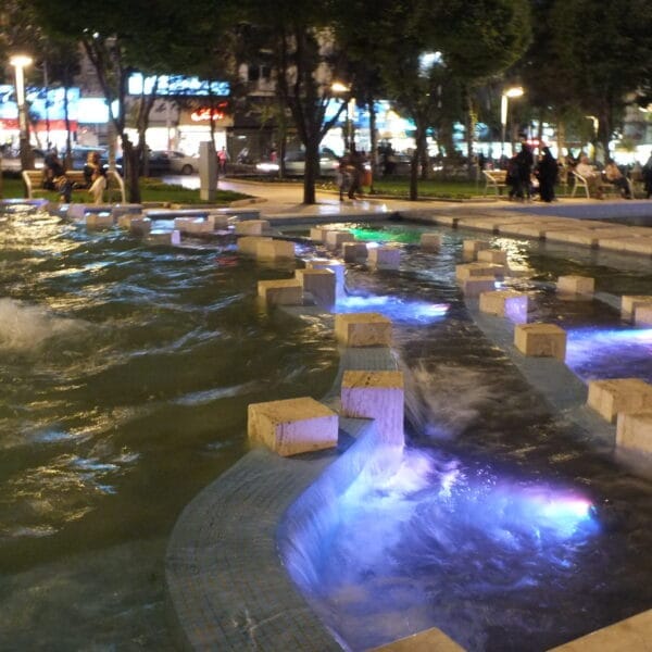 نورپردازی آبنمای هفت حوض