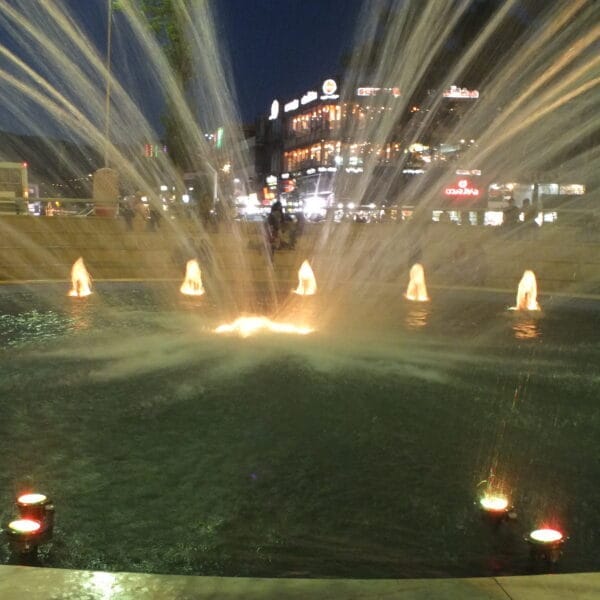 نورپردازی آبنمای هفت حوض