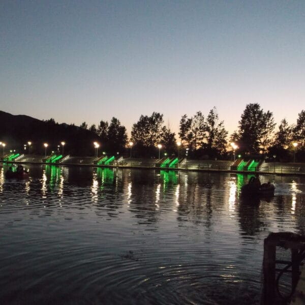 روشنایی محوطه پارک قروه سنندج