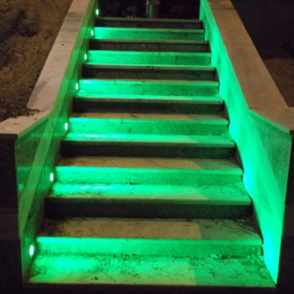 نورپردازی پله های ورودی