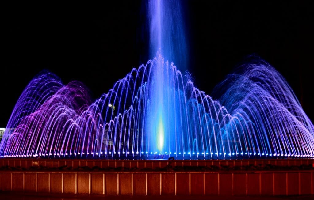 آبنمای متحرک میدان فلسطین نی ریز