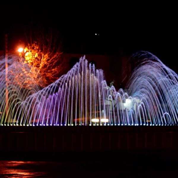 آبنمای میدان فلسطین نی ریز