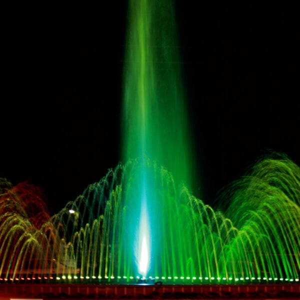 آبنمای میدان فلسطین نی ریز