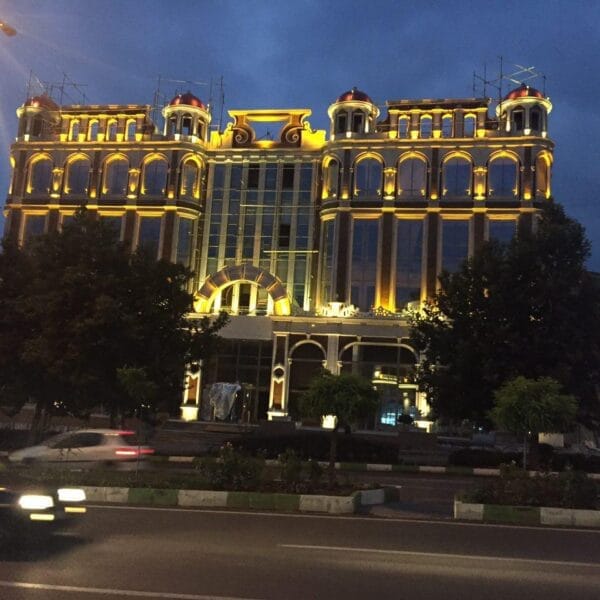 نورپردازی نمای ساختمان گرگان