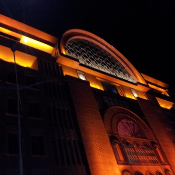 نورپردازی نمای ساختمان شهرداری تبریز