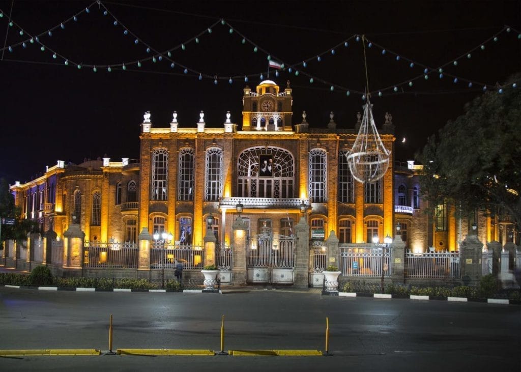 نورپردازی بناهای تاریخی