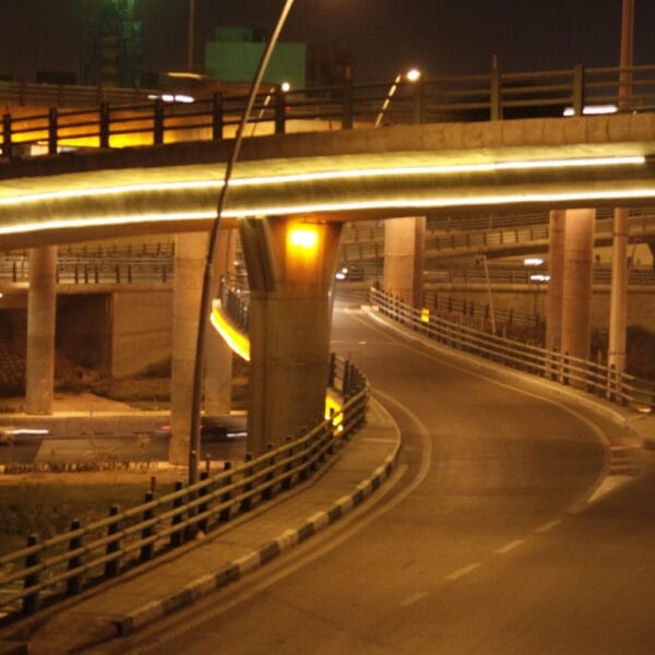 نورپردازی و روشنایی محلاتی